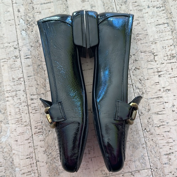 L’idea by Lori. Made in italy patent square toe loafers. - Picture 5 of 5